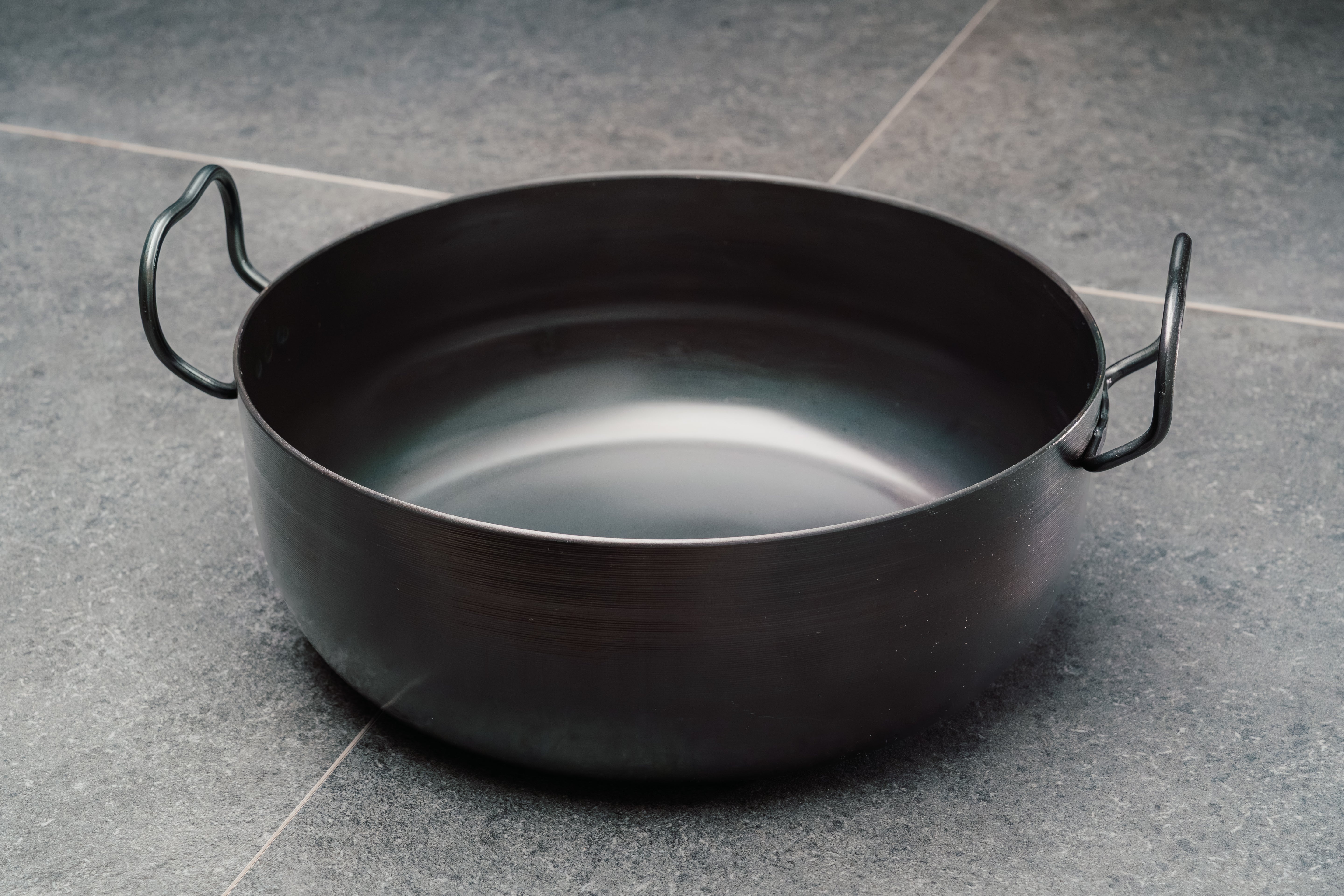 Pfannenbräter 32 cm "rolliert aus Eisen